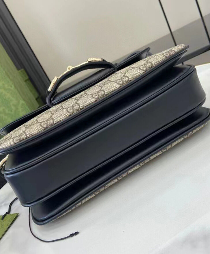 Gucci Horsebit 1955 collection of soft small shoulder bag